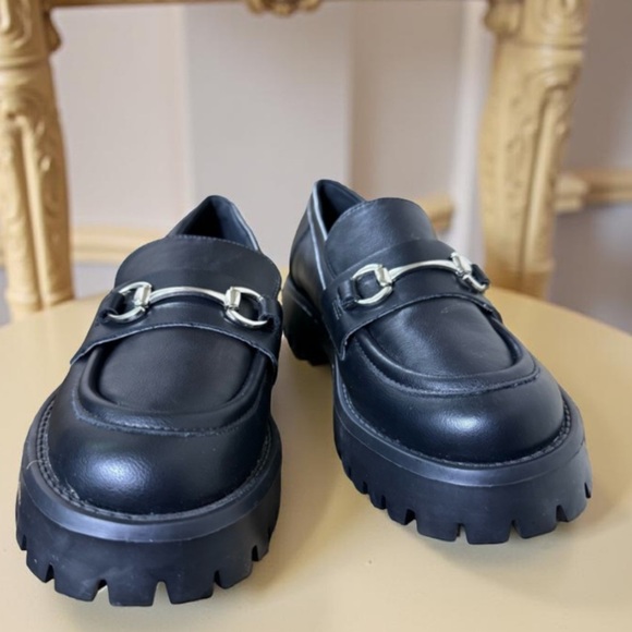 EUC Call It Spring black CLUELESS horse bit preppy Loafers Size 7.5 excellent❤️ - Picture 4 of 6